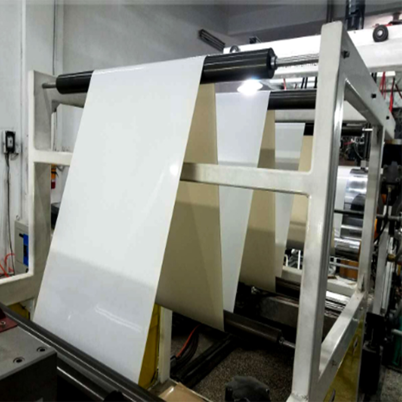 Quá trình sản xuất màng mỏng polyvinyl clorua in ấn và đặc điểm chung
